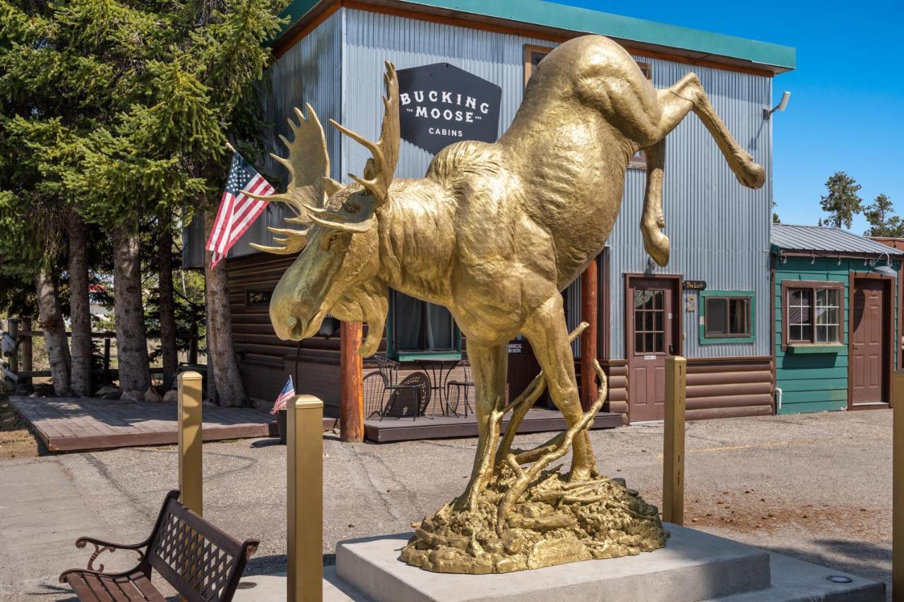 Hotel The Bucking Moose à West Yellowstone Extérieur photo