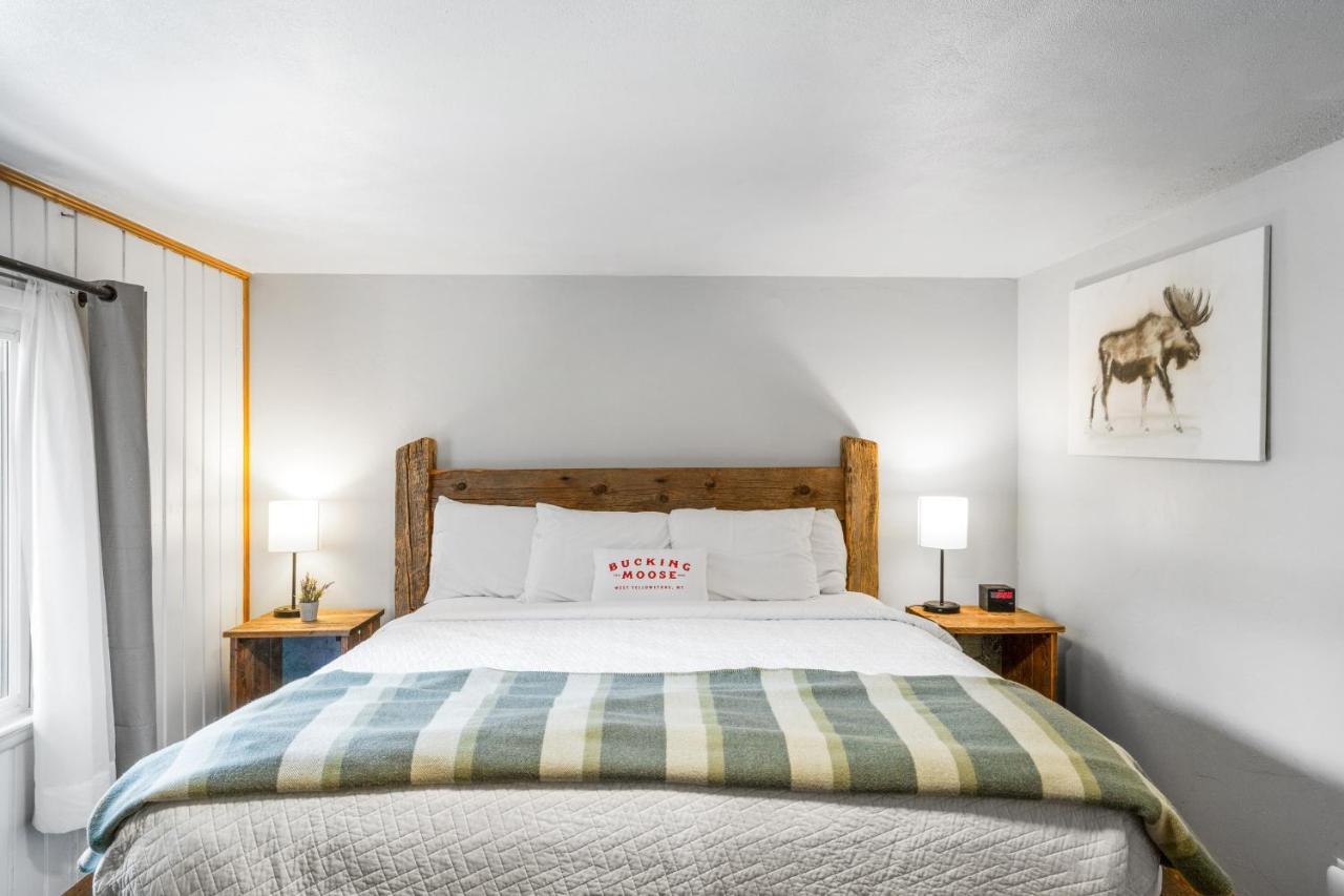 Hotel The Bucking Moose à West Yellowstone Extérieur photo