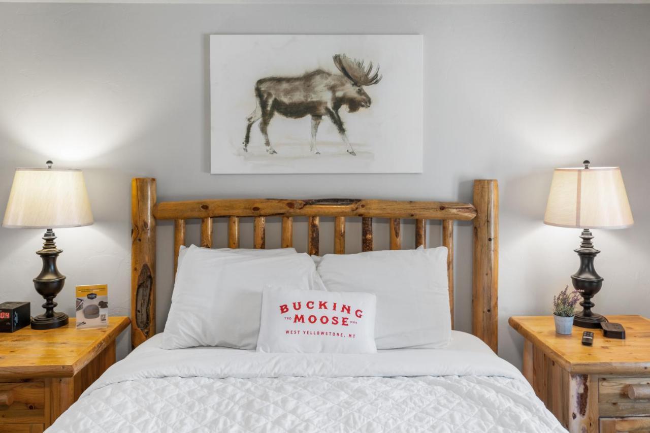 Hotel The Bucking Moose à West Yellowstone Extérieur photo