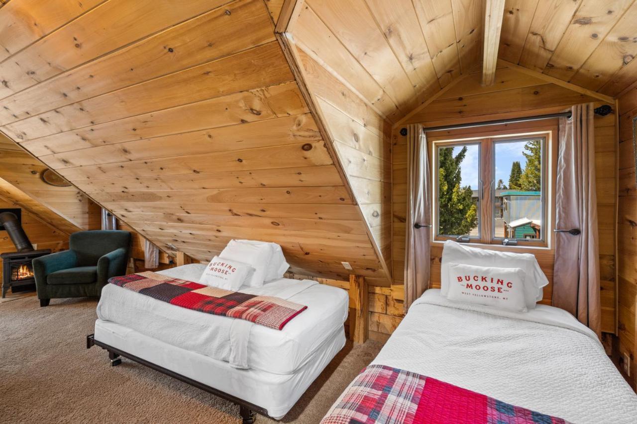 Hotel The Bucking Moose à West Yellowstone Extérieur photo